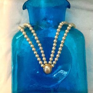 Elegant Pearl choker